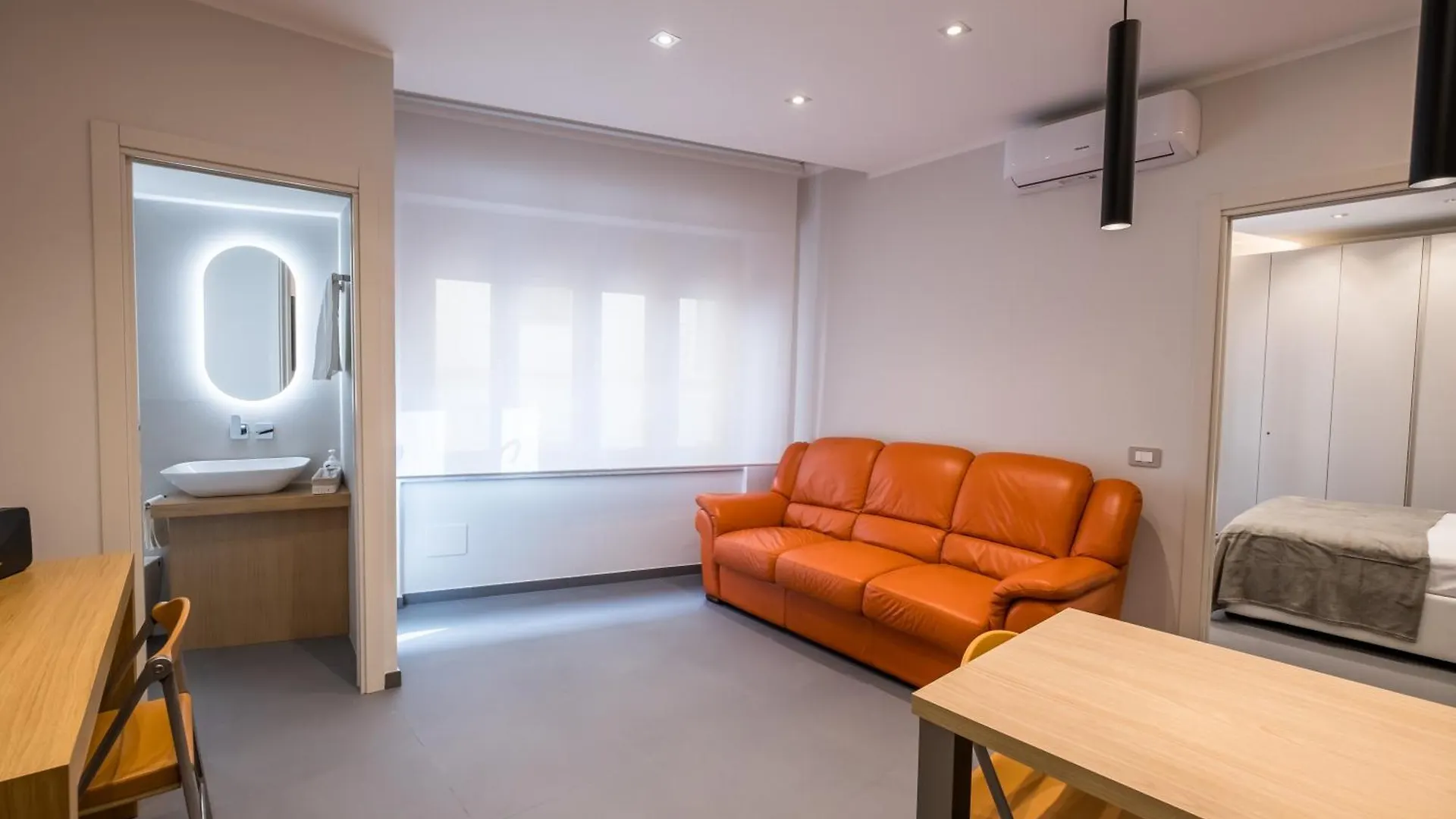 Teatro Apartments Villafranca Palermo 0*,