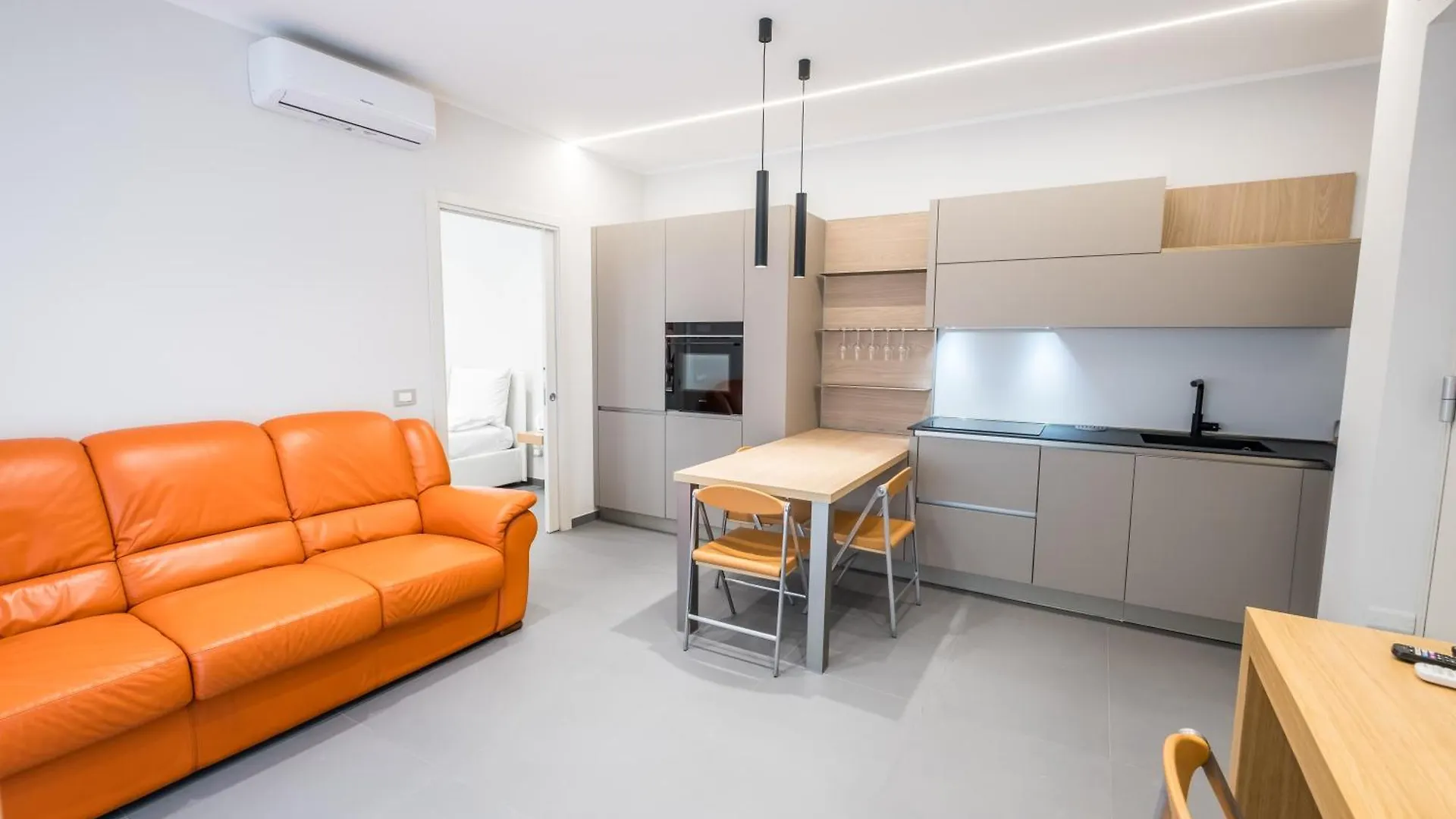 Teatro Apartments Villafranca Palermo
